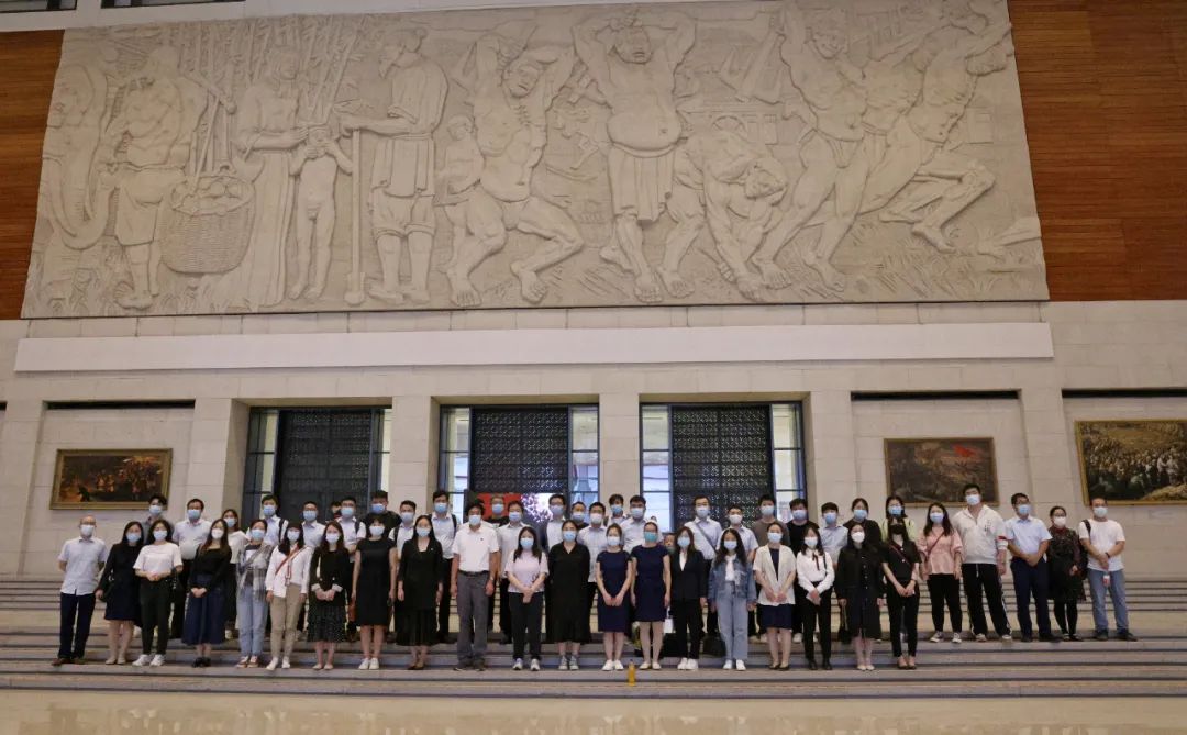 参加策展系学员